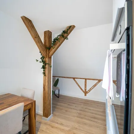 Lägenhet Heju - Charmanter Altbau Fuer 8 Oder 6 *