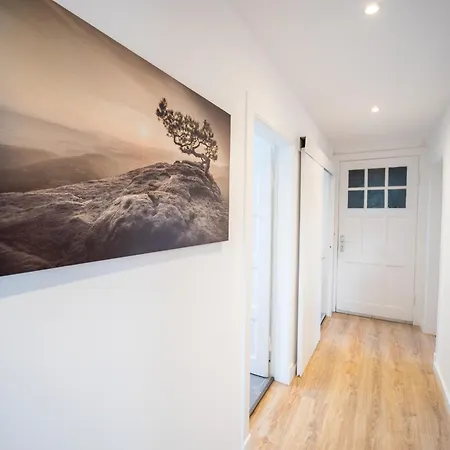 Heju - Charmanter Altbau Fuer 8 Oder 6 Lübeck