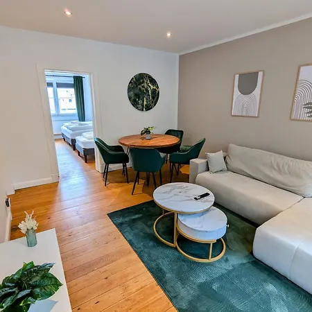 Heju - Charmanter Altbau Fuer 8 Oder 6 * Lübeck